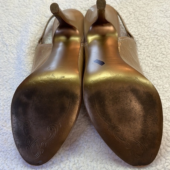 Tahari Lacey Open Toe Strap Back 4” Stiletto Heels Preowned Size 9 - Picture 9 of 12